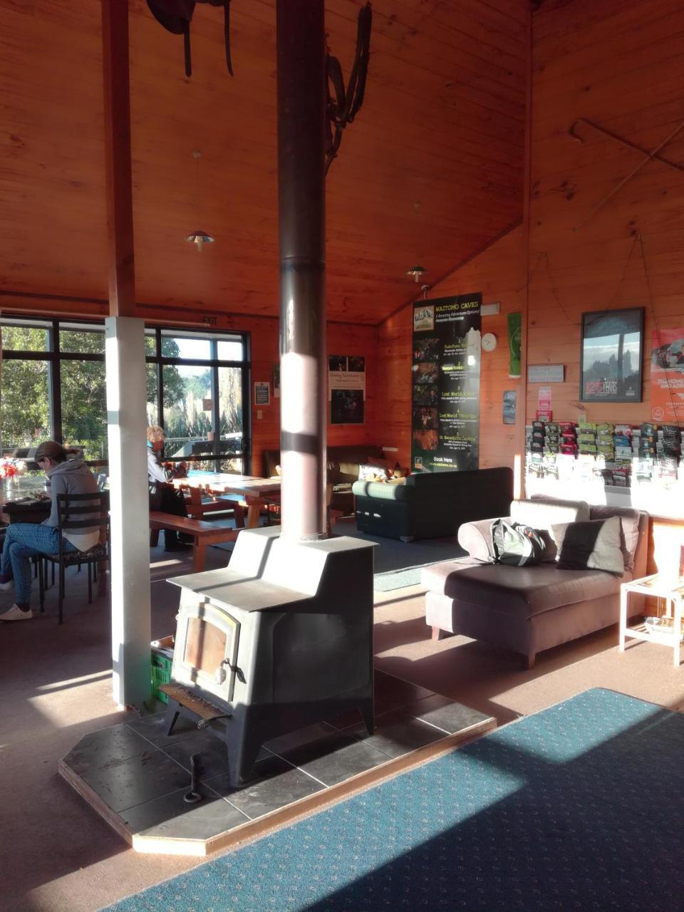 Junohall Backpackers Уайтомо Кейвс Екстериор снимка